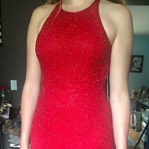 Cache Red sequenced gown